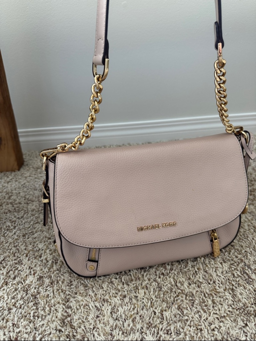 Michael Kors Light Pink shoulder or  Crossbody Bag 9.8 condition